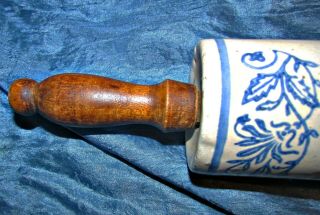 antique primitive stoneware rolling pin blue flowers leaves wooden handles aafa 4