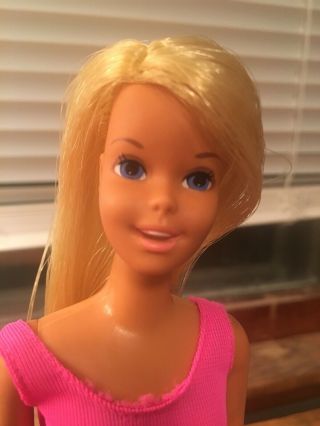 VINTAGE 1970’s Francie Malibu Barbie Doll,  Suit And Towel,  Japan 2