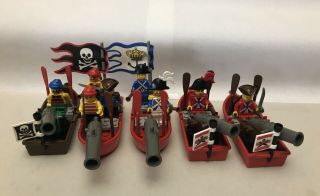 LEGO Vintage Minifigs - Imperial Guard Pirates,  Redcoats,  5 Boats,  Cannons,  Flags 2