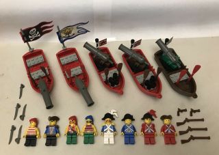 LEGO Vintage Minifigs - Imperial Guard Pirates,  Redcoats,  5 Boats,  Cannons,  Flags 4
