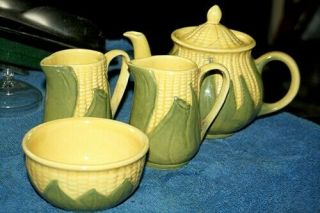 Shawnee Cornware,  Antiques,  Pitchers,  Bowl,  Teapot,  Yellow,  Green,  Corn,  Pottery