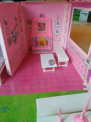 Vtg 1992 Barbie Fold N Fun House: Fold Out Hinged Walls Case - Near Complete 5