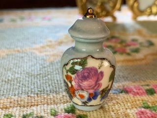 Artisan Miniature Dollhouse Unusual Vince Stapleton Lidded Urn Roses