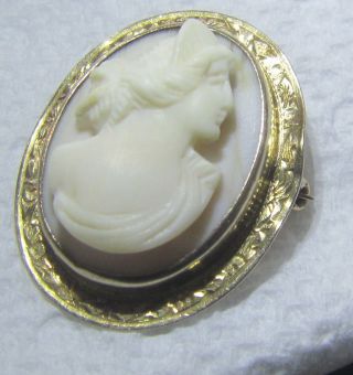 Victorian Antique Cameo 10k Gold Pendant Pin Brooch 4 Grams