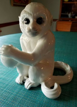 Mottahedeh Porcelain White Capuchin Monkey Elvis Presley Tv Rm Graceland Ceramic