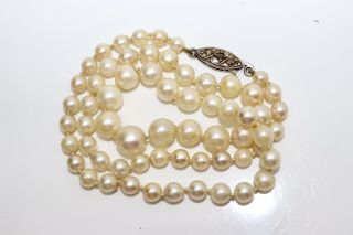 A Lovely Antique Art Deco 9ct White Gold Diamond Clasped Cultured Pearl Necklace