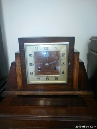 Vintage Art Deco 8 Day Striking Mantel Clock