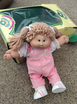 Vintage 1985 Cabbage Patch Kids Doll,  Blonde,  Green Eyes In Orginal Box