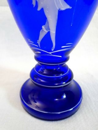 MARY GREGORY HAND PAINTED WHITE ENAMEL ON COBALT GLASS VASE 7.  5” 4