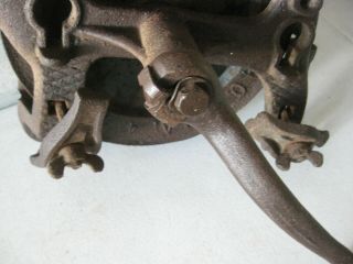Antique R&H CORN SHELLER Cast Iron Hand Crank Root & Heath Mfg Co.  Circa 1910 5