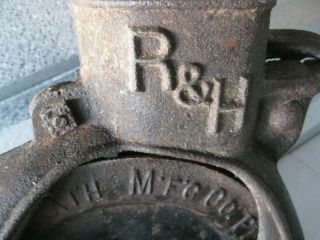 Antique R&H CORN SHELLER Cast Iron Hand Crank Root & Heath Mfg Co.  Circa 1910 6