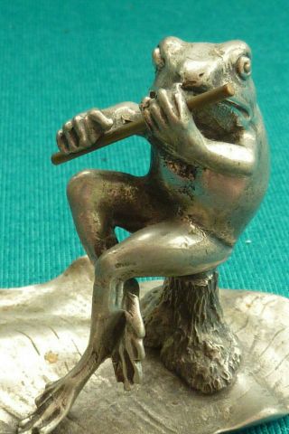 Vintage Signed Achille Gamba Novelty Frog on Lily Pad Playing Flute Figure 2
