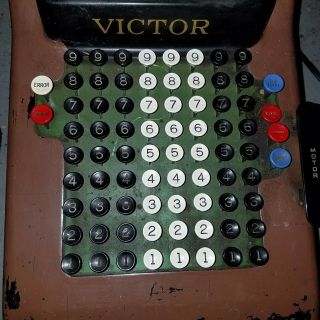 VINTAGE electrical VICTOR ADDING MACHINE,  Model A79,  Antique early 1930. 4