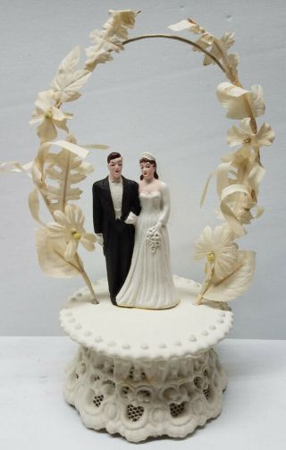 Vintage 1956 Wedding Caketopper Brode & Groom Oval Arch Gc 213b Mid Century