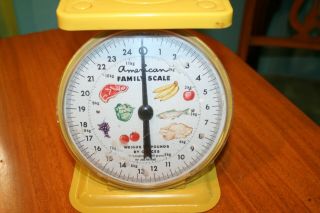 VINTAGE YELLOW Metal AMERICAN FAMILY KITCHEN CANNING FOOD SCALE 25 LBS 2