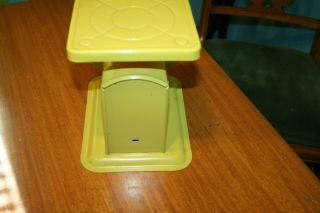 VINTAGE YELLOW Metal AMERICAN FAMILY KITCHEN CANNING FOOD SCALE 25 LBS 4