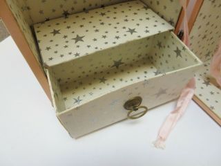 Vintage Ginny Doll Steamer Trunk with Drawer 3