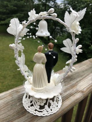 Vintage 1955 Wedding Cake Topper - Bride And Groom Under The Arch 2