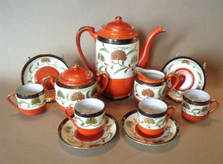 Hand Painted Tea Set - Teapot Sugar Creamer And 4 Demi Cups And Saucers - Japan
