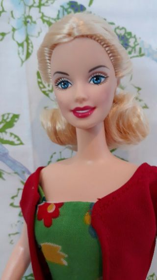 Barbie doll Vintage blonde hair body style 2