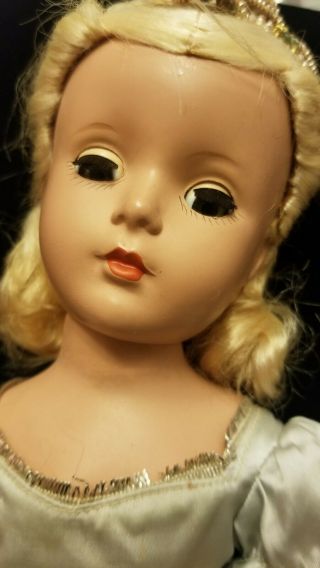 Vintage Madame Alexander Doll With Tagged Dress Wendy Ann