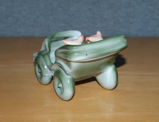 Antique German Porcelain Souvenir - Pink Pigs in Car - A Present from Portmadoc 3