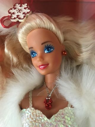 Happy Holidays 1989 Mattel Barbie special edition 4