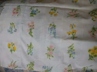 2 Cream Yellow Floral Pillowcases Utica Standard 42 X 36 No Iron Percale Usa