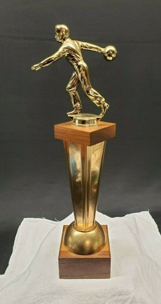 Vintage Bowling Trophy 1962 Metal Figural and Column with Wood Base 2