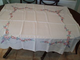 Vintage Linen Hand Embroidered Table Cloth 50 " X 47 "
