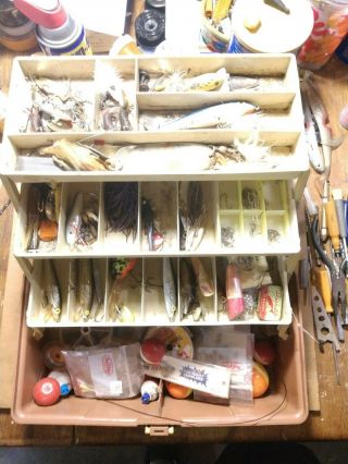 Vintage Fishing Tackle Box Full Of Old Fishing Lures