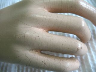 ANTIQUE VINTAGE MANNEQUIN RIGHT HAND 7 INCHES 1940 ' S 7