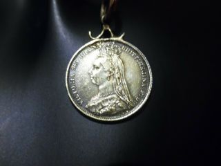 A Queen Victoria 1887 Antique Silver Shilling Coin Pendant Necklace