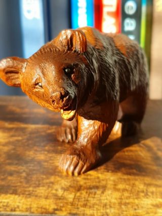 VINTAGE ANTIQUE CARVED WOODEN MINIATURE 5 inch BLACK FOREST BEAR WOOD Swiss 5