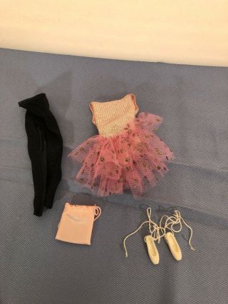 Vintage Skipper Ballet Class 1905 W/ Tutu,  Pink Bag,  Tights & Slippers