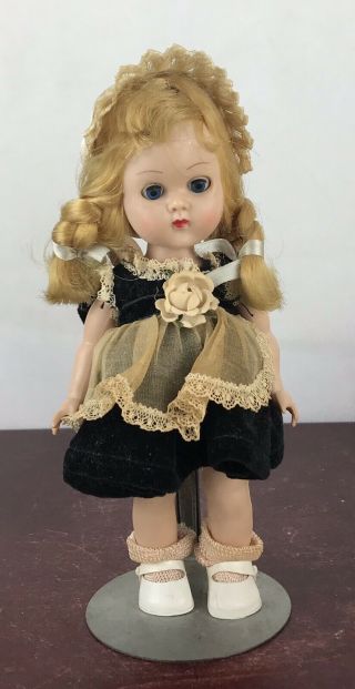 Vintage Vogue Ginny Doll,  Hat,  Tiny Miss Series With Stand
