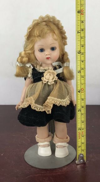VINTAGE VOGUE GINNY DOLL,  Hat,  Tiny Miss Series with Stand 4