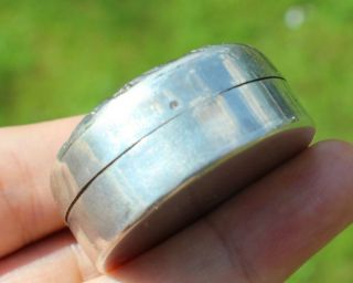 Vintage Egyptian Solid Silver Pill Box (R3013X) 4