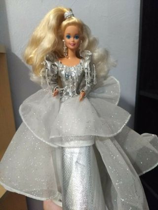 Old 90 ' s Barbie Dolls - Holiday ' 92 and Happy Birthday 2
