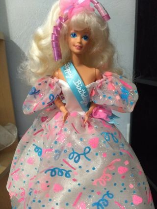 Old 90 ' s Barbie Dolls - Holiday ' 92 and Happy Birthday 5