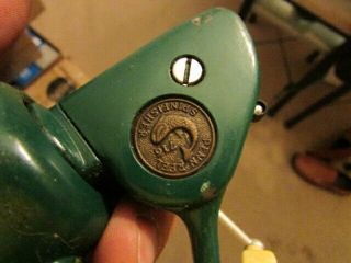VINTAGE PENN ANTIQUE LIGHTWEIGHT SPINFISHER 716 REEL MADE IN USA 7