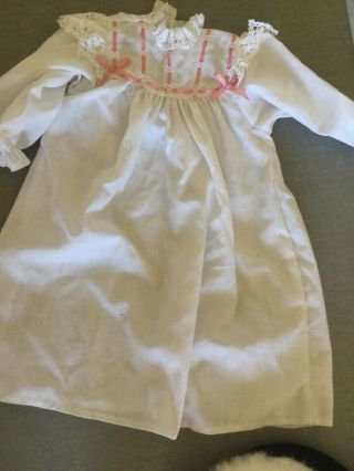 American Girl Pleasant Company Samantha With Nightie And Winter Outfit. 4