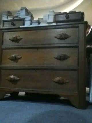 Antique Victorian Oak 6 Drawer Dresser W/ Marble Middle Top And Key Lock Draws