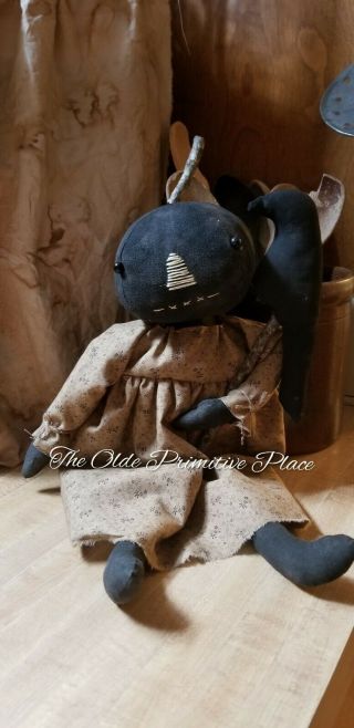 Primitive Pumpkin Doll With Her Crow - Fall/autumn - Handcrafted - Country
