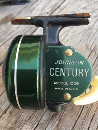 Three vintage johnson citation And Century fishing reels 3