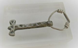 Scarce Circa 900 - 1100ad Viking Era Nordic Silver Thors Hammer Amulet Twisted