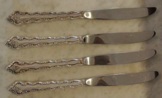 Set Of Four Dinner Knives " Delicato " Deep Silver International Silverplate Flat