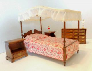 Vtg.  Hello Dolly ? Doll House Canopy Bed Bedroom Suite w/ Dresser Tables Lamps 2