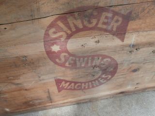 ANTIQUE WOODEN CRATE BOX SINGER SEWING MACHINES 2