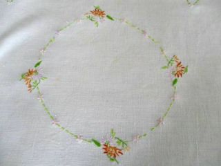 VINTAGE TABLECLOTH HAND EMBROIDERED BASKETS OF FLOWERS 3